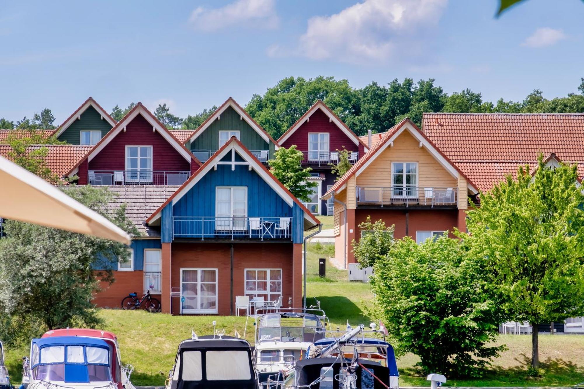 Precise Resort Marina Wolfsbruch Rheinsberg Exterior photo